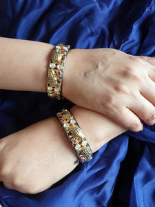 Hand Accessories